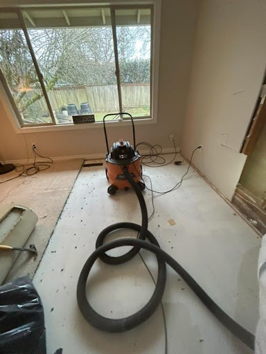 Industrial extraction equipment for water removal